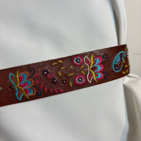 LUCKY BRAND Sz L Embroidered Floral Butterfly Brown Leather Belt - Picture 4 of 7